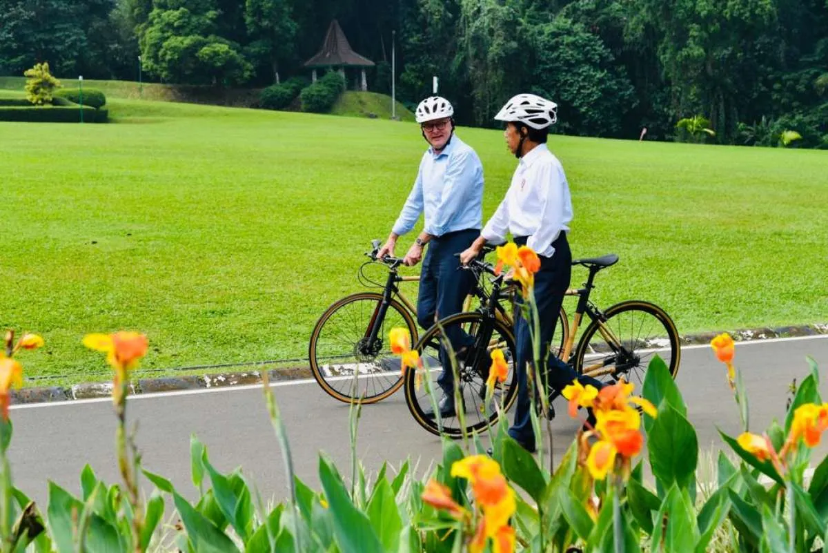 Sepeda Bambu Jadi Wadah Diplomasi Jokowi Bersama PM Australia