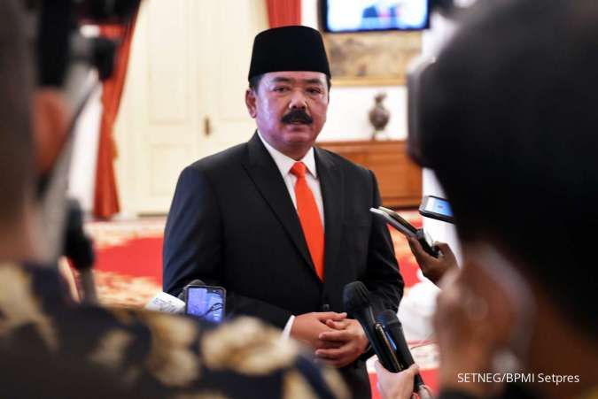 Resmi, Jokowi Melantik Hadi Tjahjanto Jadi Menko Polhukam Gantikan Mahfud MD