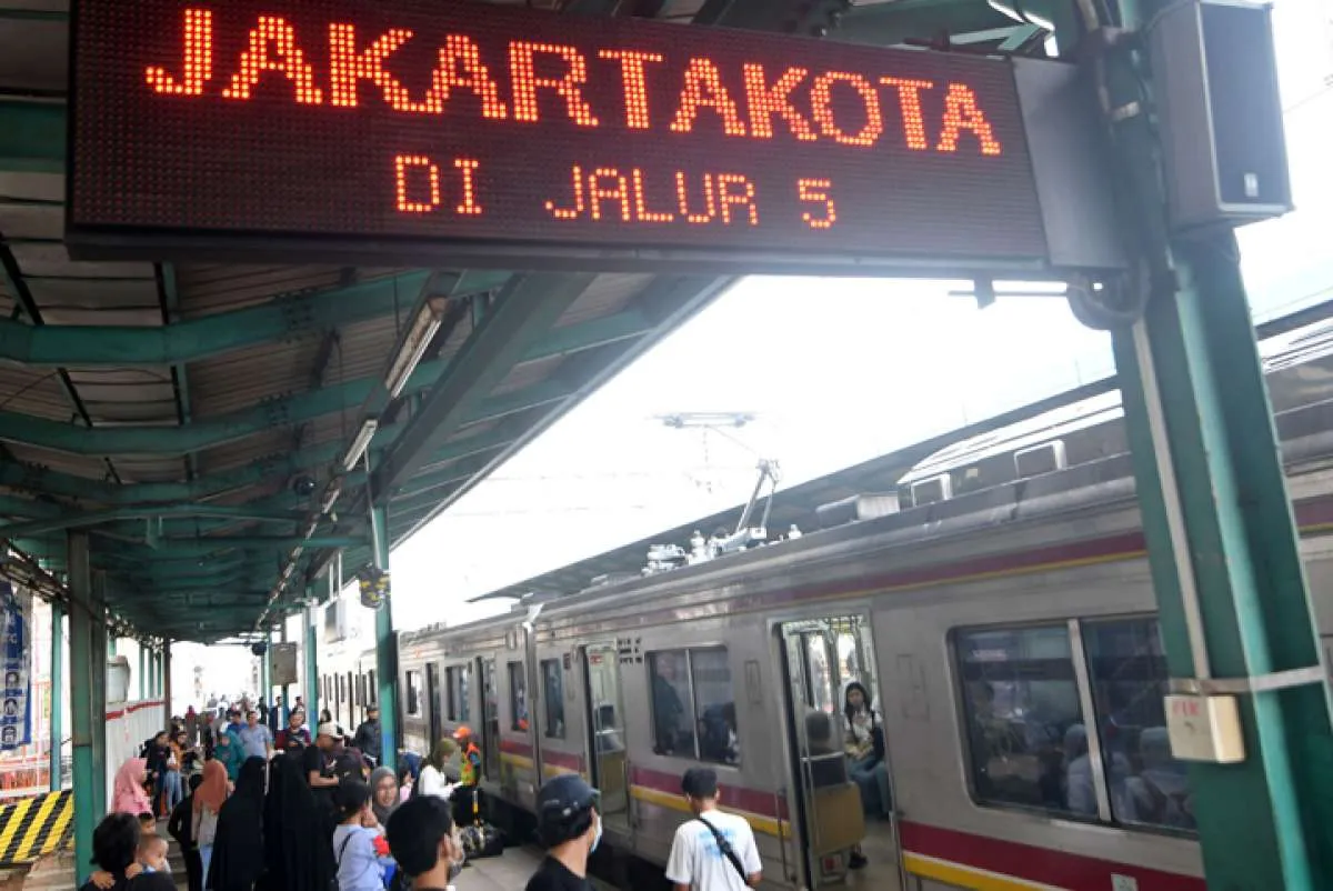 Catat, sejumlah perjalanan KRL ini dibatalkan saat uji coba double track