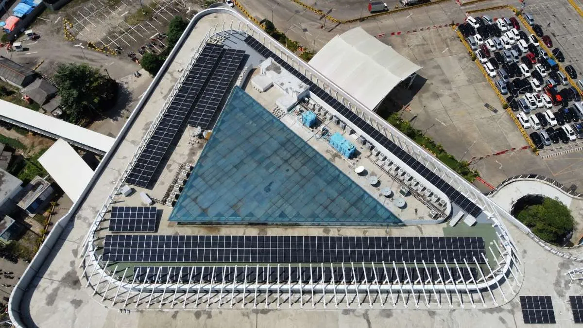 Terminal Eksekutif Merak dan Bakauheuni Kini Gunakan Pembangkit Listrik Tenaga Surya 