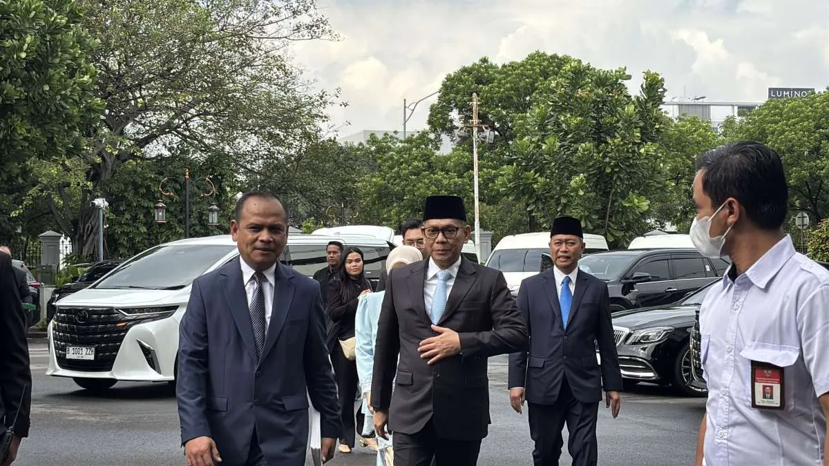 Adies Kadir Tiba di Istana, Siap Dilantik Jadi Hakim MK