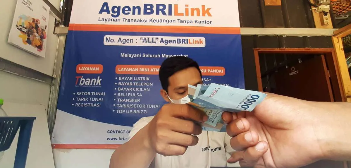 BRI Mudahkan Petani Dusun Sukajaya Dapat Pupuk Melalui Mitra UMi