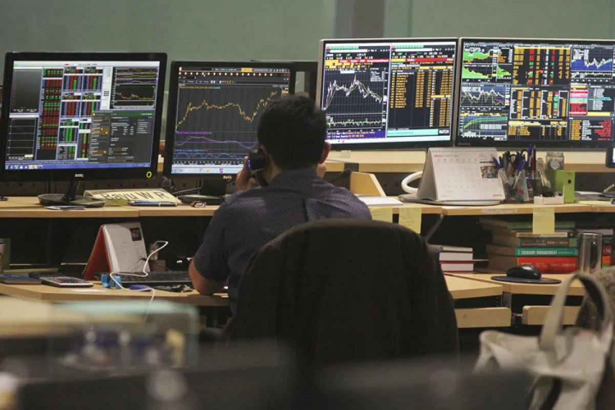 IHSG ditutup naik 0,63% ke 6.328,47 perdagangan Jumat (30/8) 