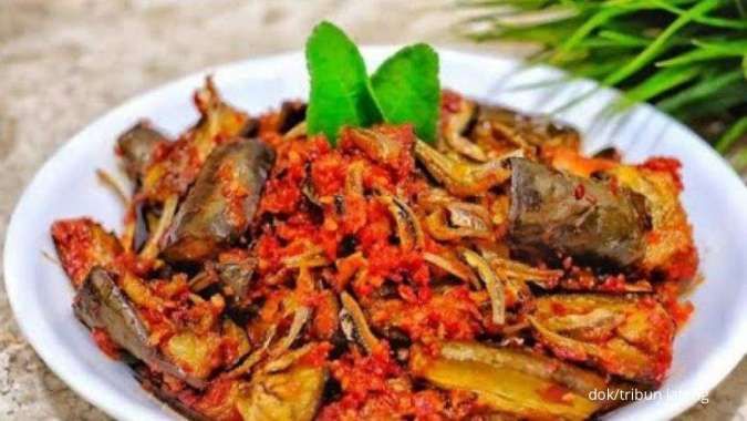 3 Resep Terong Balado Teri yang Simpel, Nikmat, dan Kaya Omega-3