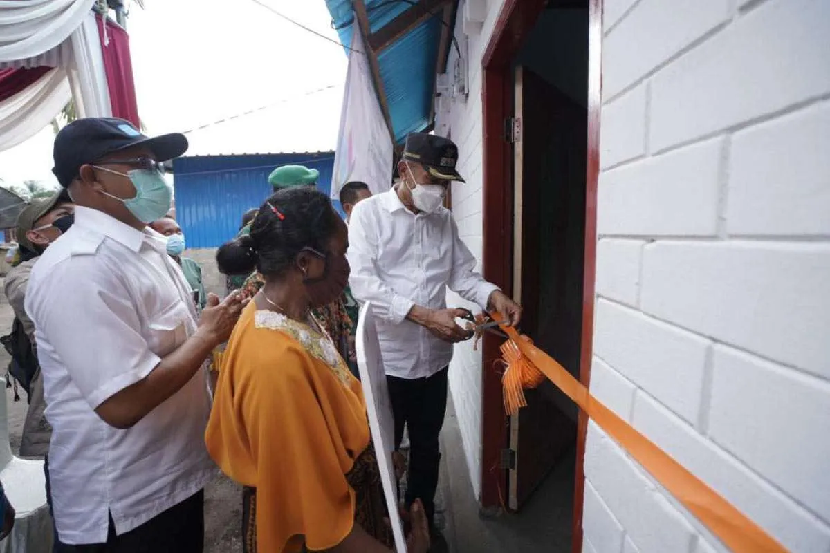 PLN Adakan Pelatihan Mengubah FABA Menjadi Bata Interlock Untuk Membangun Rumah