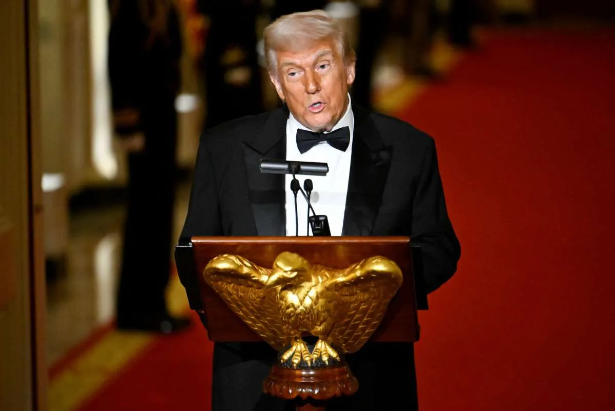 Trump Tegaskan Pemberlakuan Tarif untuk Kanada dan Meksiko Sesuai Jadwal 