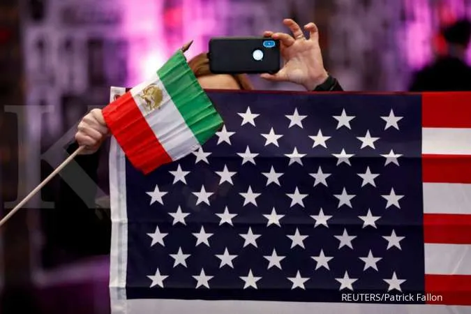 U.S. imposes new sanctions on Iranian foundations in last days of Trump's term