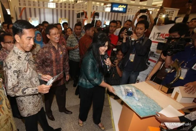 Jokowi to evaluate officials’ car allowance