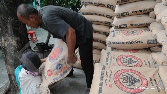Pabrik Semen masih cermati pasar di Papua