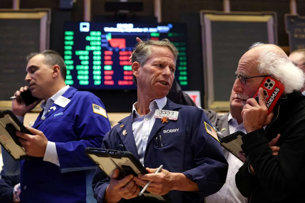 Wall Street Mixed, S&P 500 Menguat Didukung Kenaikan Laba Bank dan Reli Saham Chip