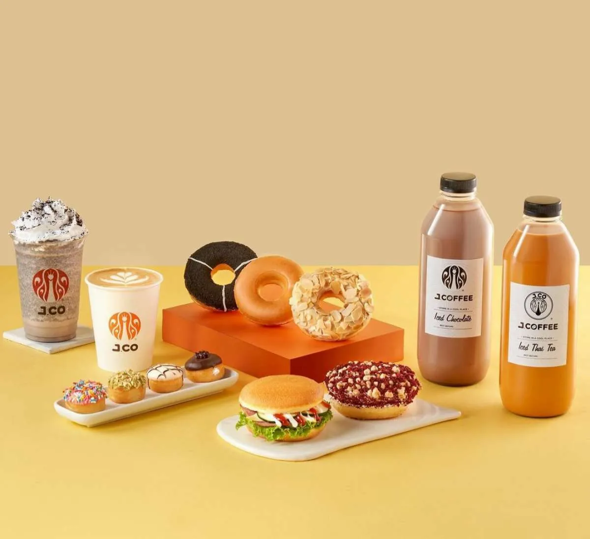 Promo Imlek J.CO 29-30 Januari 2022, Ada 1 Box JPops dan 2 Frappe Rp 119.000