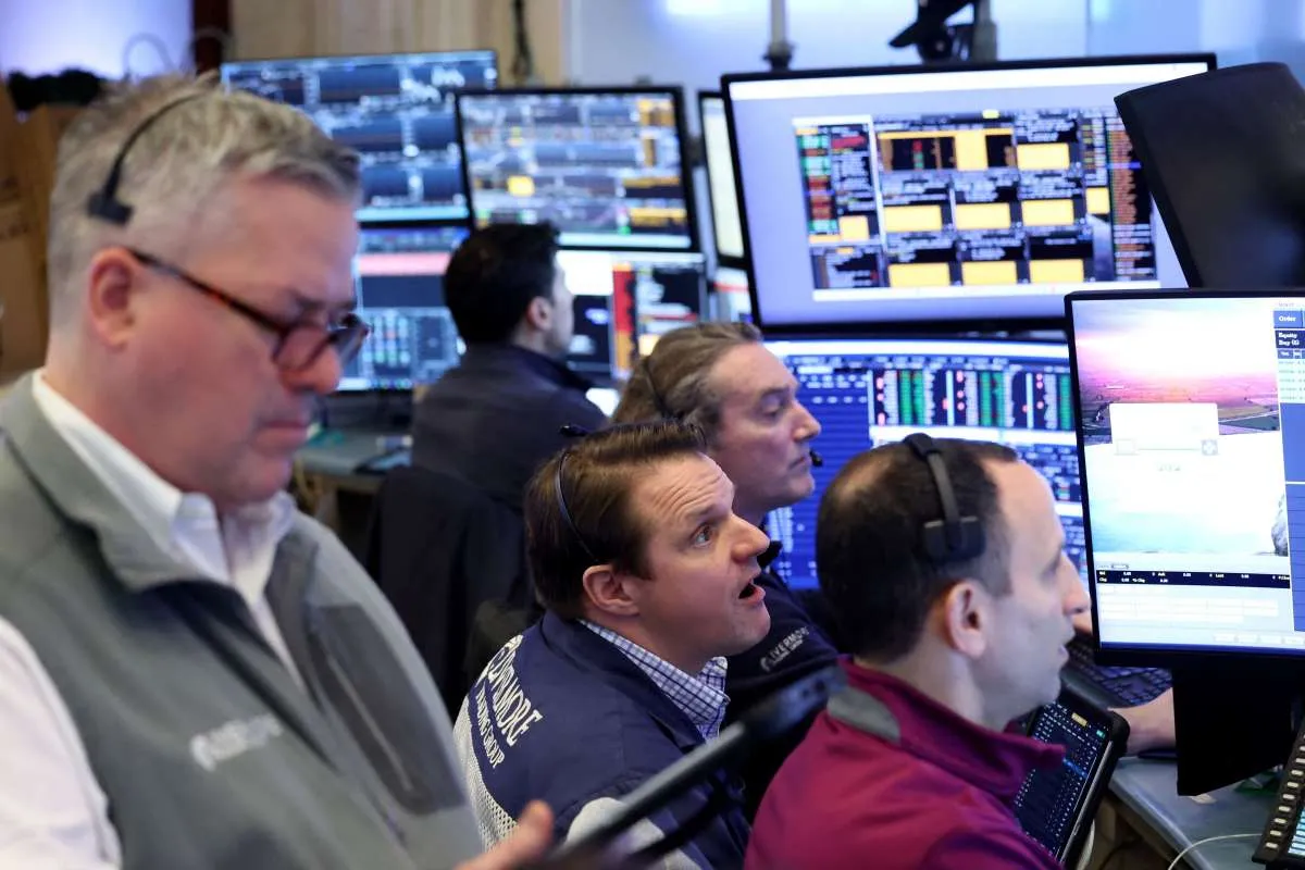 Wall Street Dibuka Menguat, Saham Teknologi Bangkit Saat Kekhawatiran AI Mereda