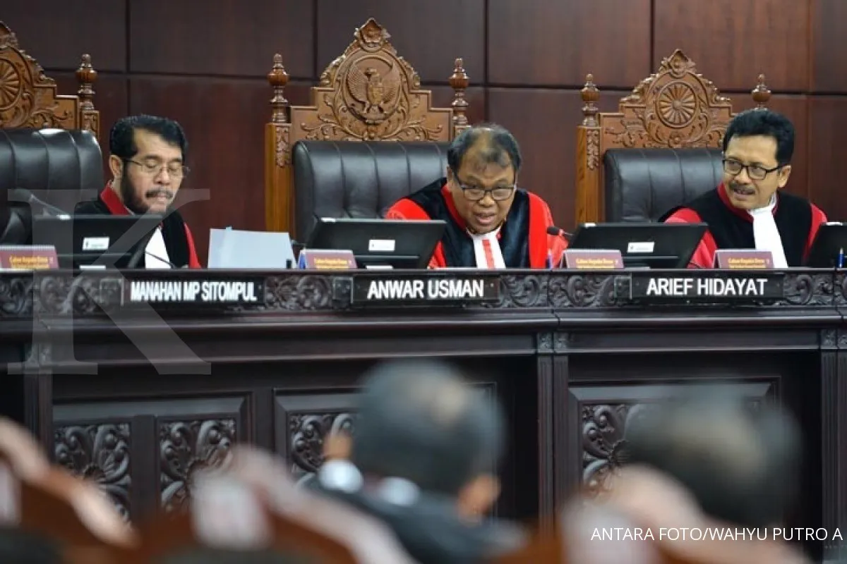Pemerintah tak hadir di sidang perdana Perppu AEoI