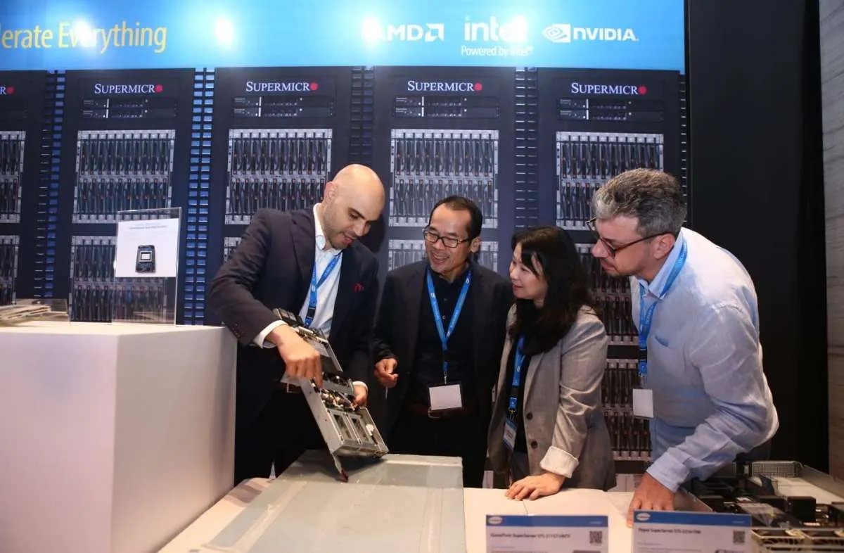Supermicro Pamerkan Server dan Jajaran Produk Storage Accelerate Everything