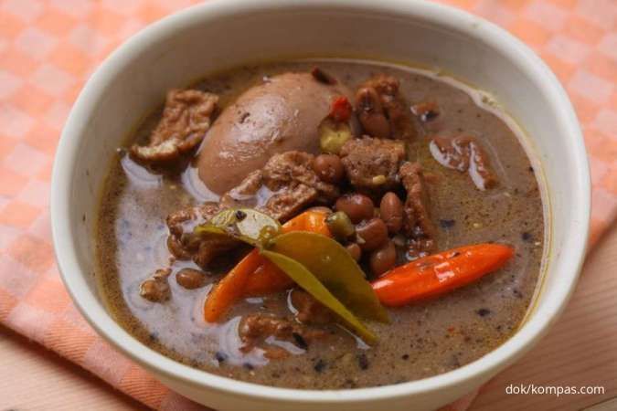 2 Resep Brongkos Daging dan Telur, Sayur Berkuah Hitam dari Yogyakarta