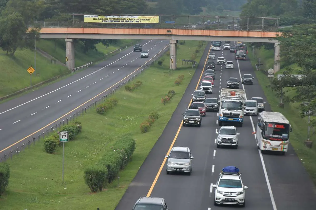 Korlantas Polri Akan Berlakukan Sistem One Way Arus Mudik di Ruas Jalan Tol Ini