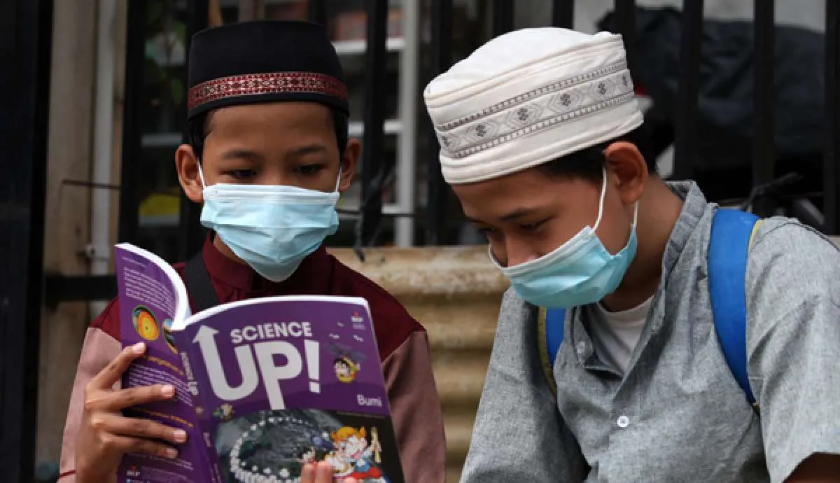Apa itu Literasi, Jenis, dan Manfaat untuk Kehidupan Sehari-hari