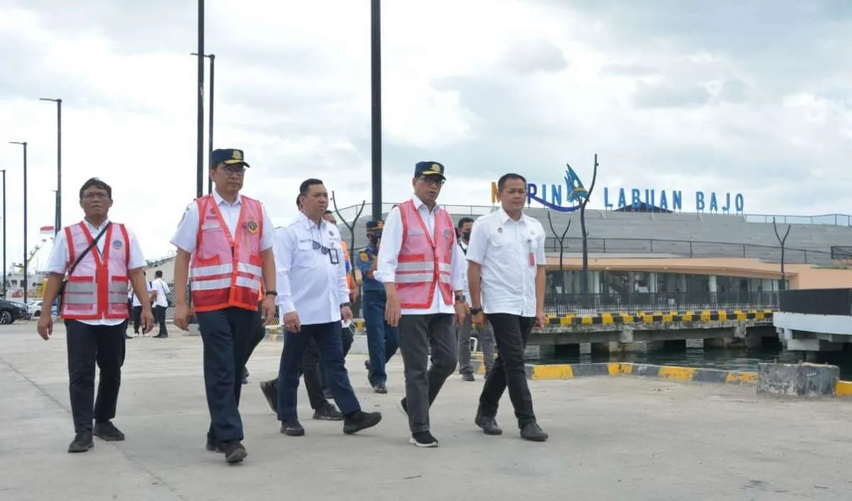 Menhub Cek Kesiapan Transportasi di Labuan Bajo