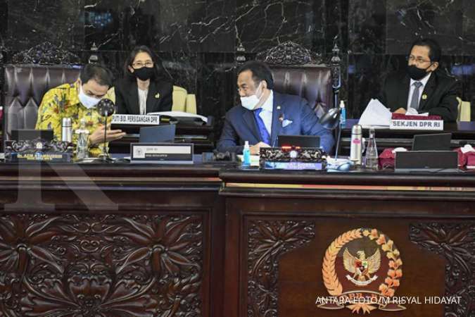 DPR akan kirim naskah UU Cipta Kerja setebal 812 halaman ke Jokowi besok