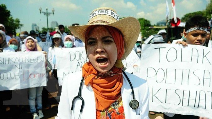 Ratusan dokter demo di MA, Istana, dan Bundaran HI