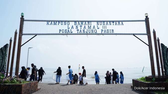 Acer Bersama Seasoldier Tanam Ratusan Bibit Mangrove dan Bersihkan Pantai 