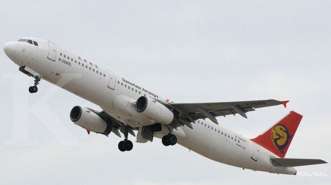 Pesawat TransAsia jatuh, korban tewas 47 orang
