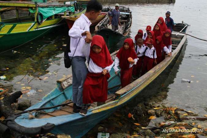 Hari Ini (6/3) Pelajar Masuk Sekolah, Kapan Libur Lagi?