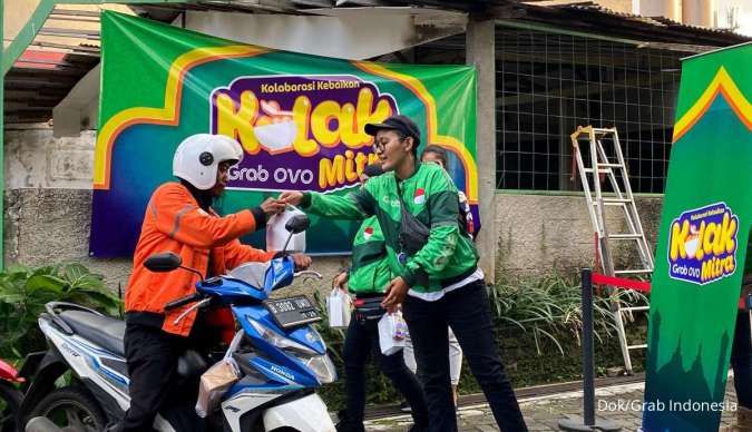 Lebih dari 14 Ribu Mitra Grab 39 Kota Meriahkan Ramadan dengan Tausiyah & Bagi Takjil