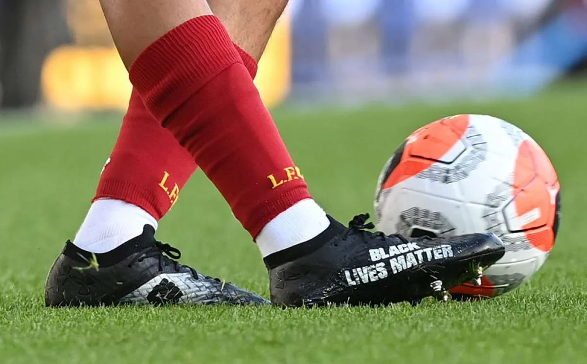 Inilah pesepak bola paling tua sejagat raya, usianya mendekati 75 tahun 