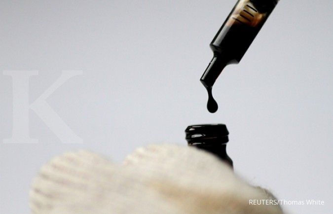 Brent crude prices near 2015 high 