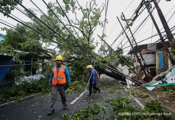 Peringatan Dini BMKG Angin Kencang di Jakarta dan Tangerang 2 Hari ke Depan