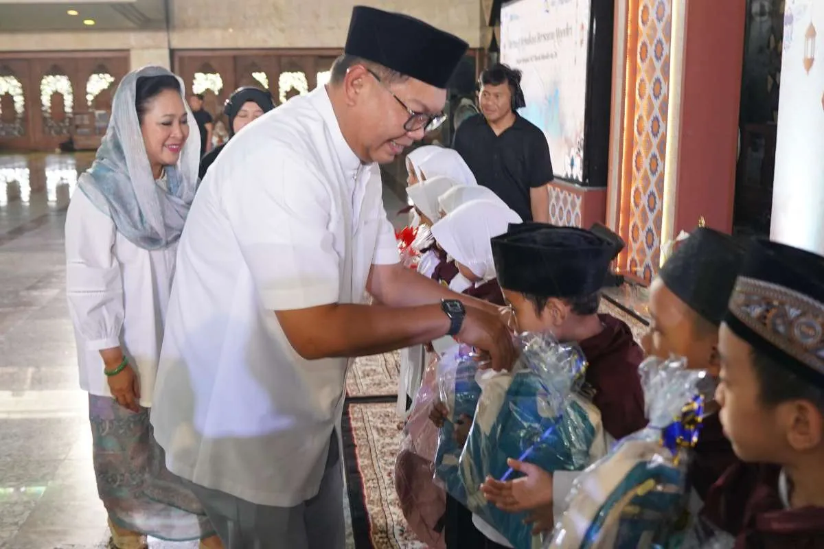 Sambut Berkah HUT ke-26, Bank Mandiri Bagi Santunan Pendidikan ke 2.600 Anak Yatim