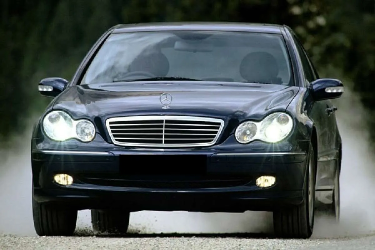 Jangan ketinggalan, lelang mobil sitaan pajak Terios & Mercedes Benz ditutup hari ini