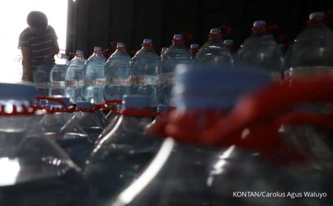 Harga Plastik Melonjak Imbas Konflik Timur Tengah, Penjualan AMDK Tertekan