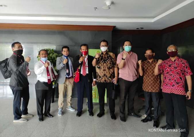 Serikat Pekerja AJB Bumiputera Menggugat OJK Secara Perdata