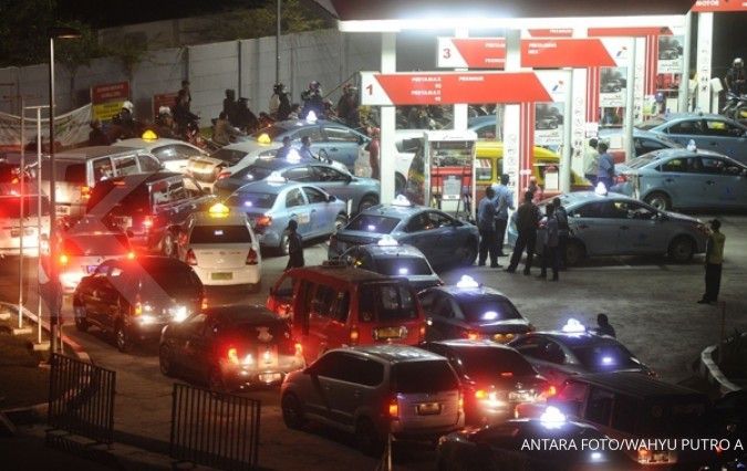 Organda Bali menunggu revisi pajak BBM kendaraan