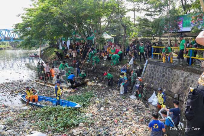 Program Supersol Gotong Royong Ajak Masyarakat Siaga Hadapi Banjir di Musim Hujan