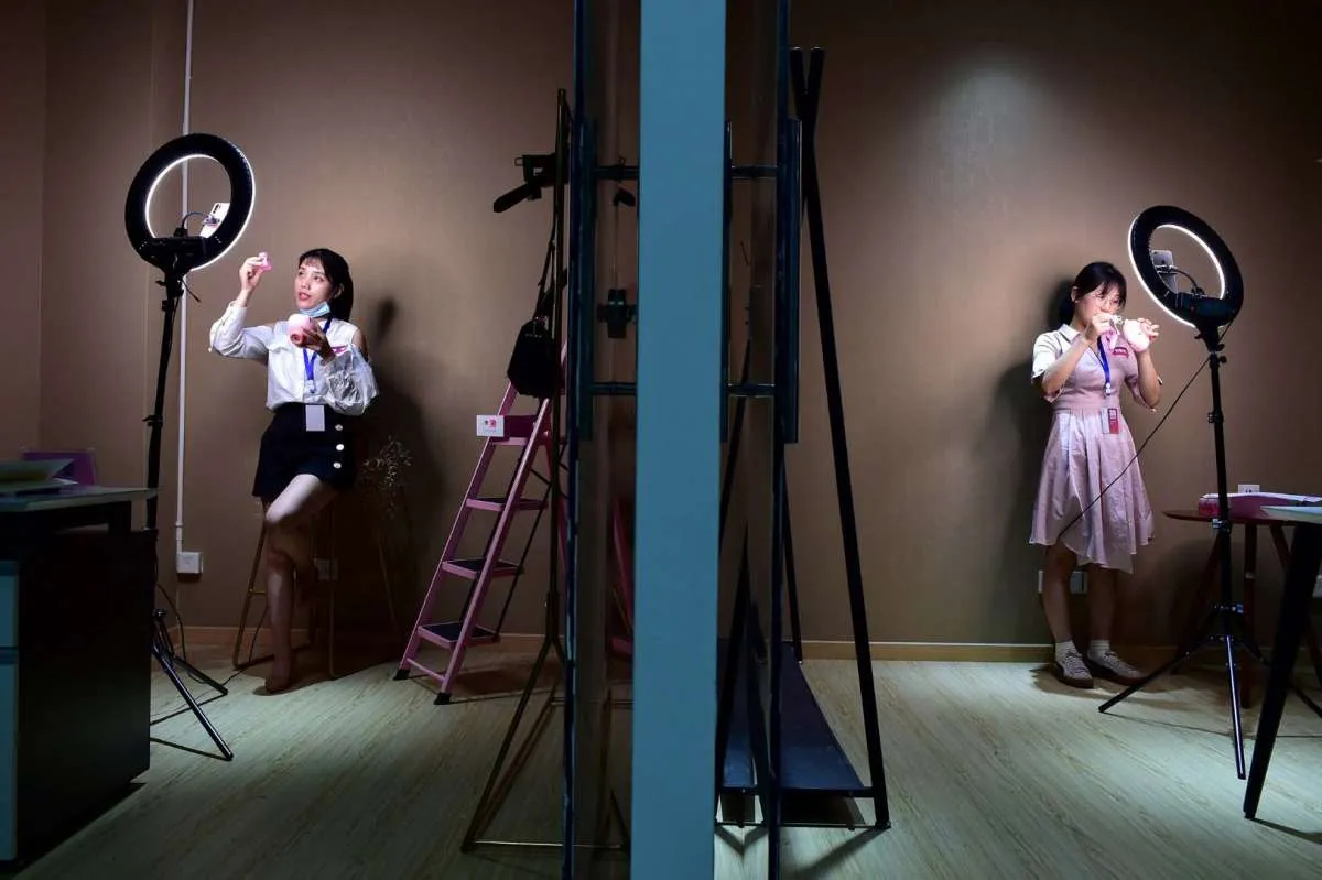 Indonesia Bans E-Commerce Transactions on Social Media