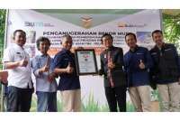 Rekor! PTBA dan Paguyuban Krajan Berdayakan 1.127 Lansia Produksi Tusuk Sate