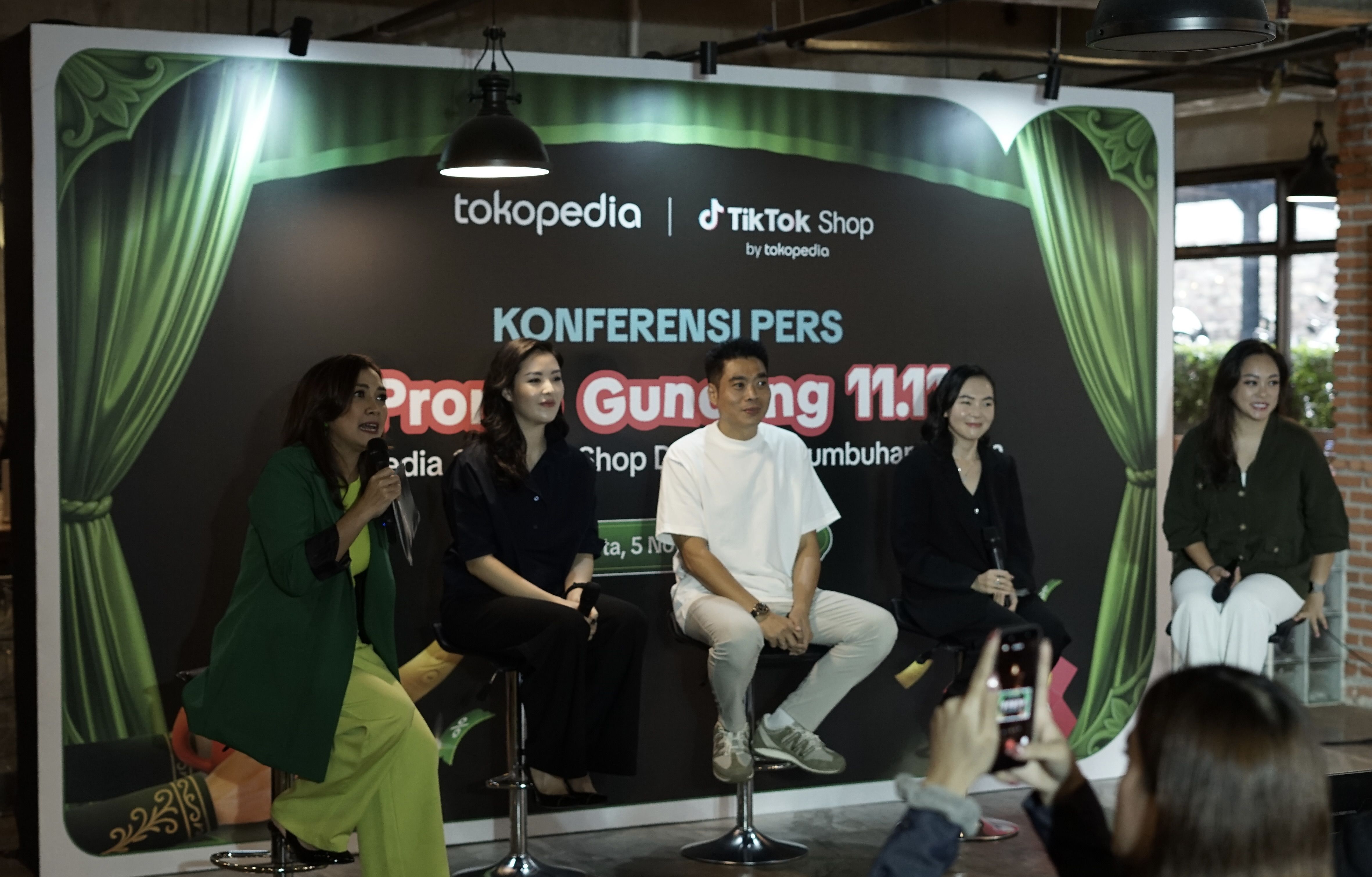 Kontan - Tokopedia Kilas Online