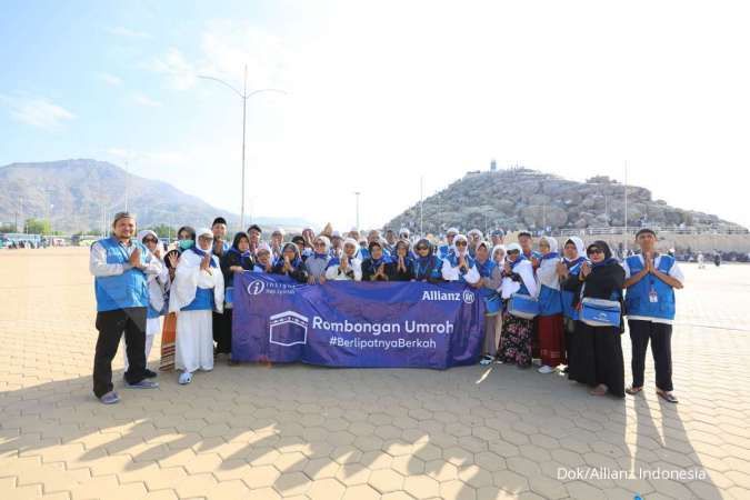 Allianz Indonesia Kembali Berangkatkan 25 Sosok Sederhana Beribadah Umroh