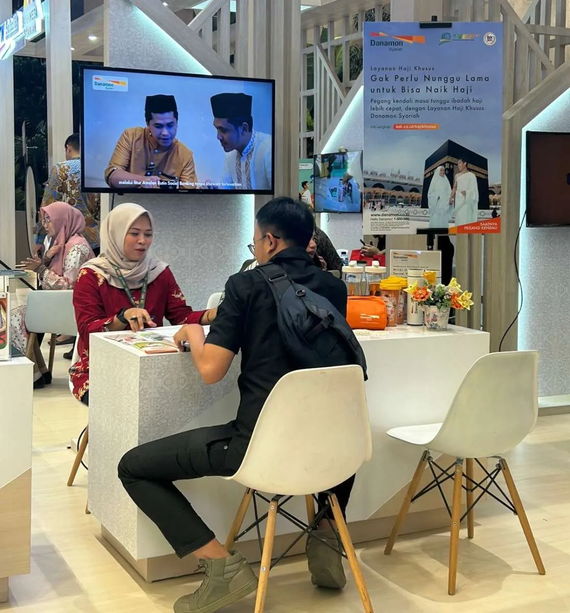  Danamon Syariah Terus Dorong Penetrasi Produk Syariah