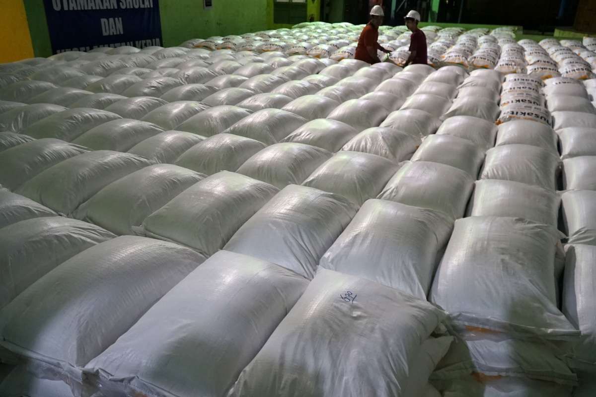 BUMN Pangan akan Serap Pasokan Gula Petani