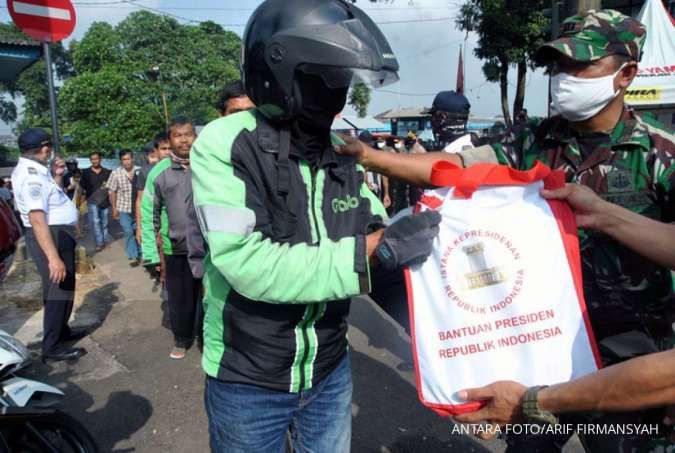 Jokowi minta bansos disalurkan pekan ini agar tak dianggap omong kosong