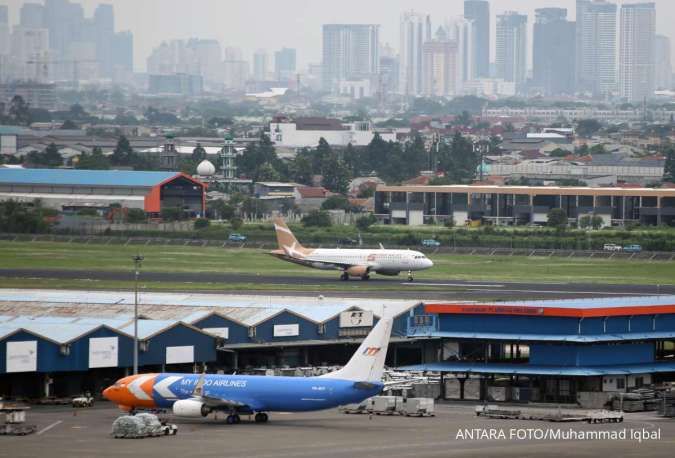 Penurunan Harga Tiket Pesawat Berdampak Positif Terhadap Sektor Logistik dan UMKM 