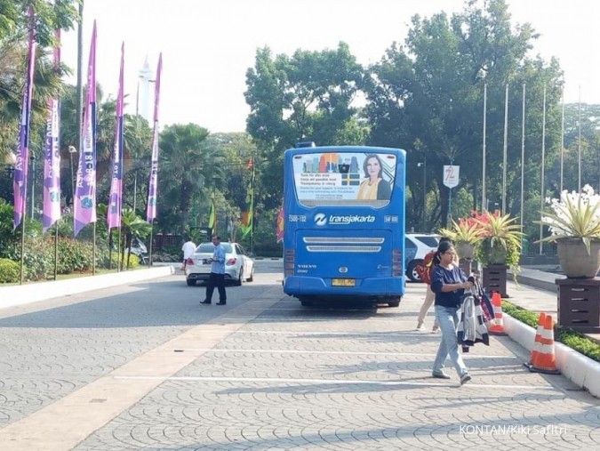 Special Transjakarta buses to serve city shoppers 