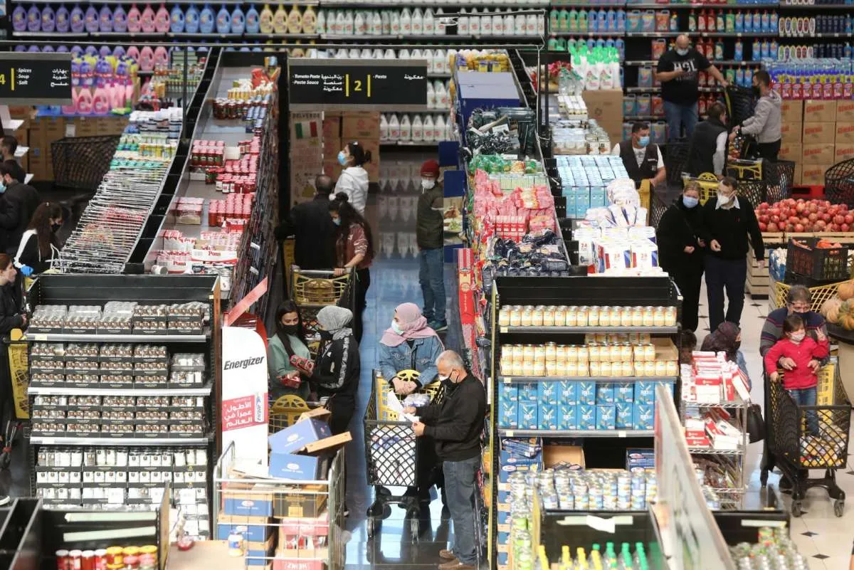 Gawat! Di negara-negara ini nilai kurs resmi bisa selisih 750% dari nilai kurs pasar
