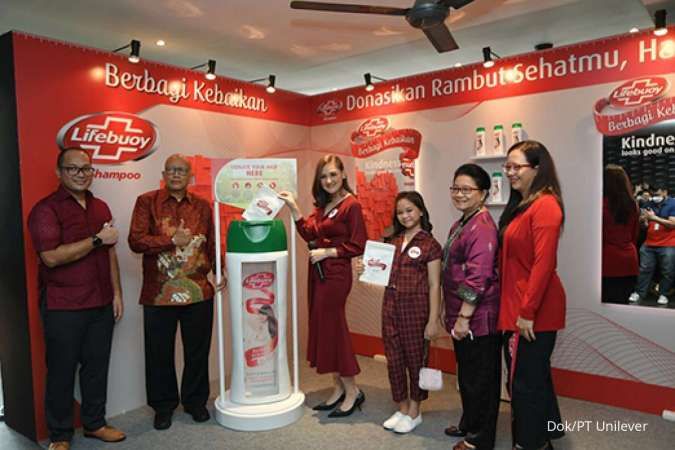 Lifebuoy Shampoo Luncurkan Kampanye Ajak Keluarga Jadikan Rambut Berbagi Kebaikan