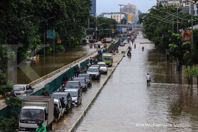 Ditaksir rugi Rp 45 miliar akibat banjir, begini harapan Asosiasi Logistik (ALI)