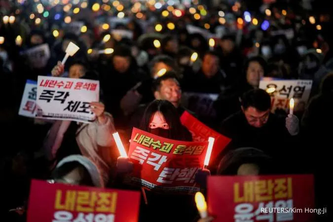 South Korea Investigators Ask Acting President to Clear Way for Yoon's Arrest